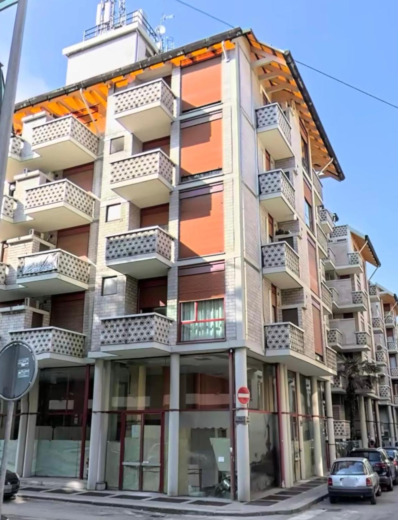 Splendido Appartamento Vicino Alla Metro Turin Exterior photo